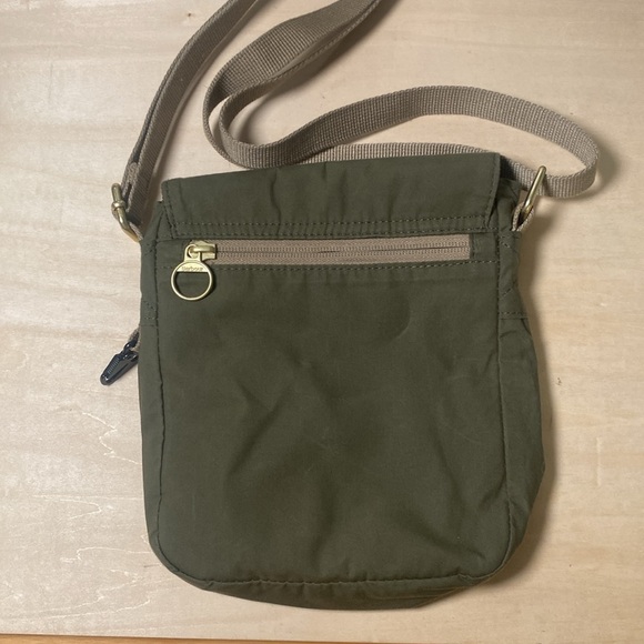 Barbour Transport crossbody bag - Picture 2 of 4